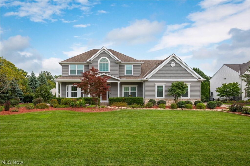 681 Bridgeside Drive, Avon Lake, OH 44012