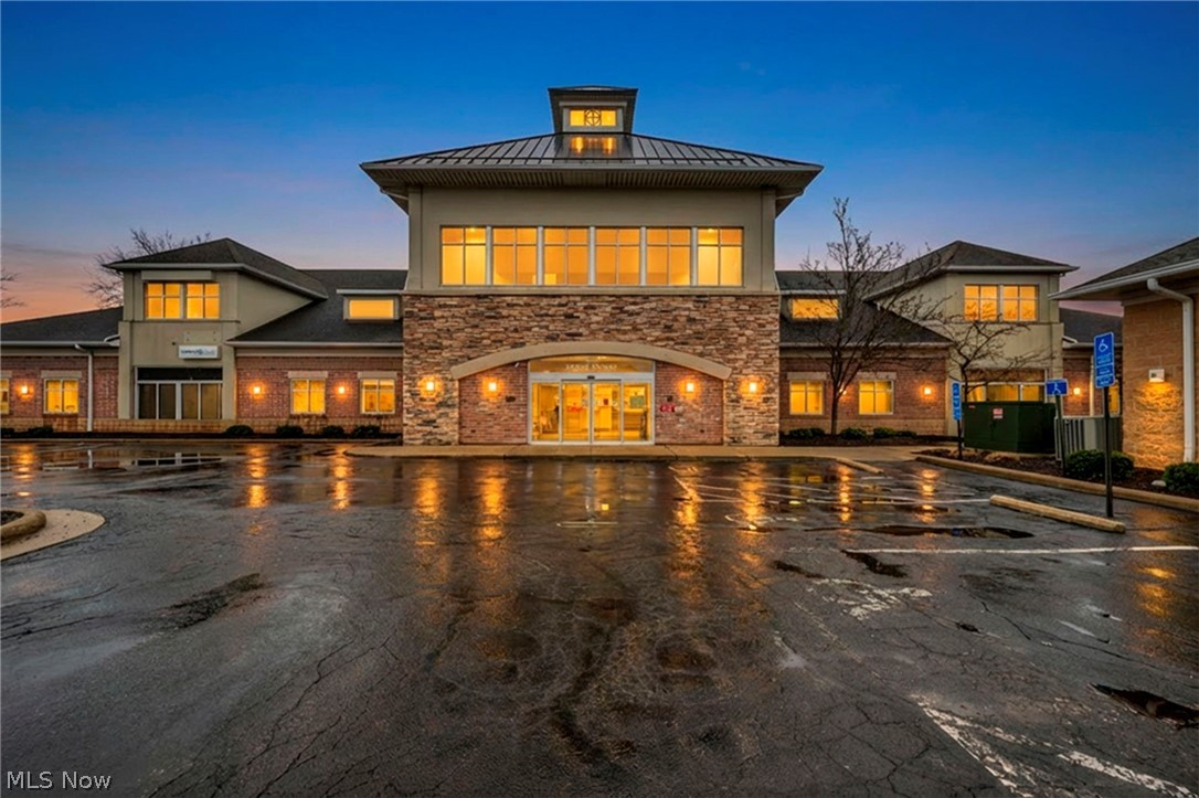 36711 American Way 2-C, Avon, OH 44011