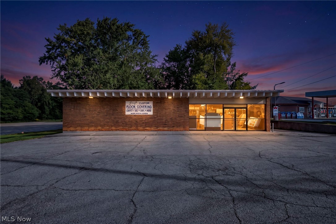 35070 Center Ridge, North Ridgeville, OH 44039