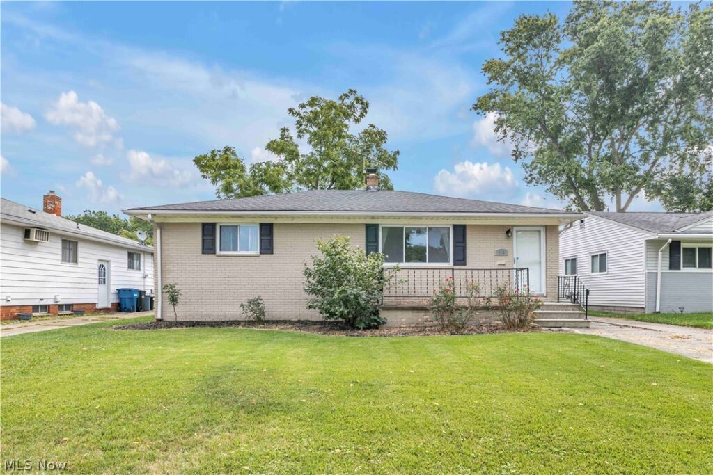 325 Thelma Drive, Sheffield Lake, OH 44054