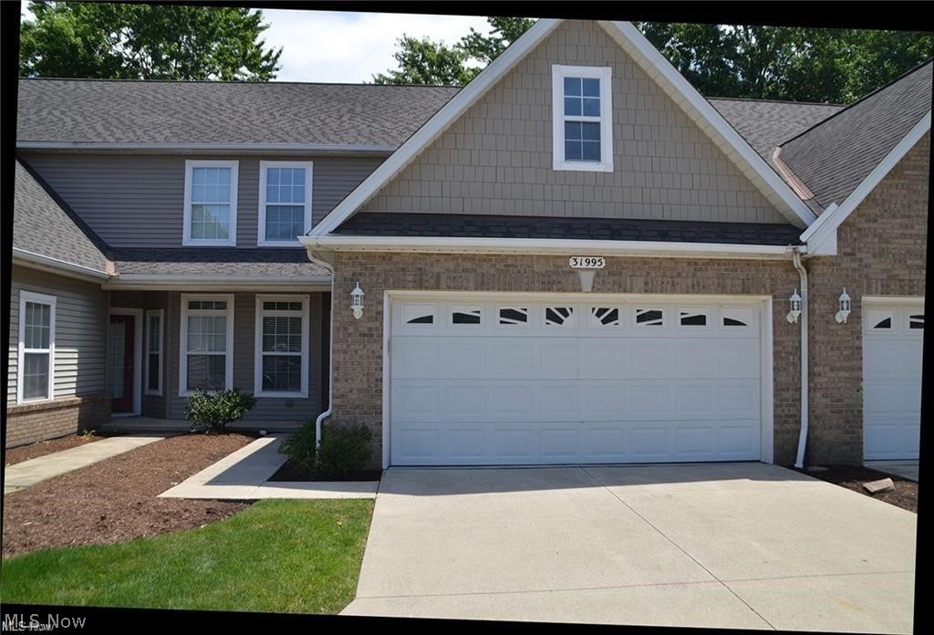 31995 Magnolia Lane, Avon Lake, OH 44012