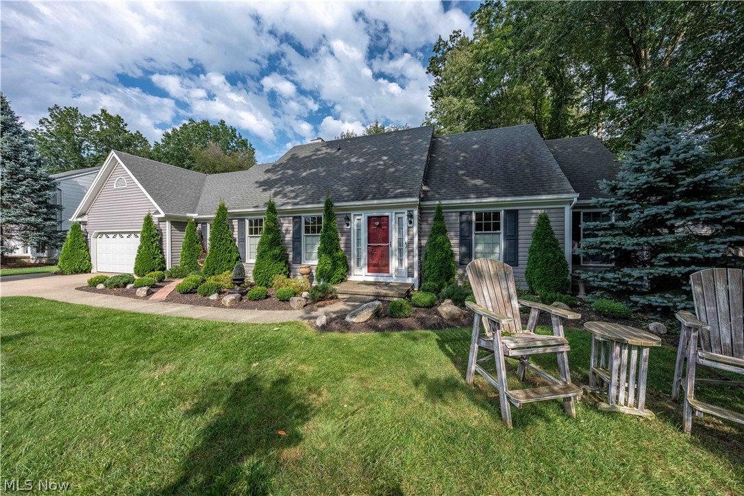 389 Jaycox Road, Avon Lake, OH 44012