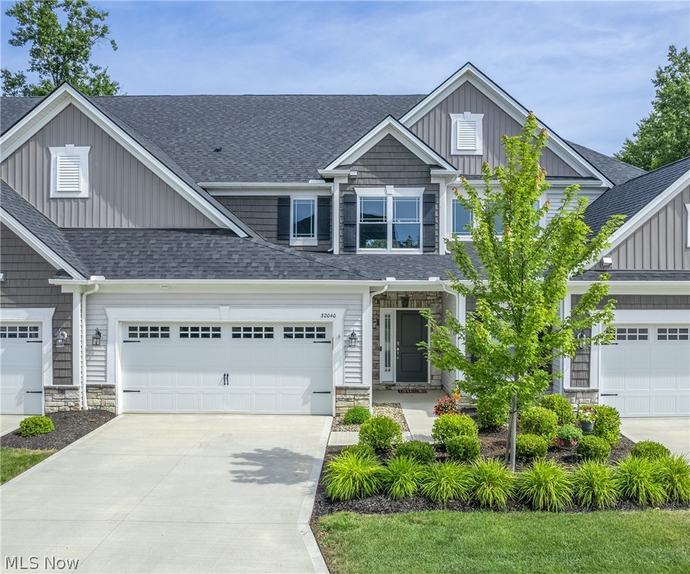 32040 Tuscan Lane, Avon Lake, OH 44012