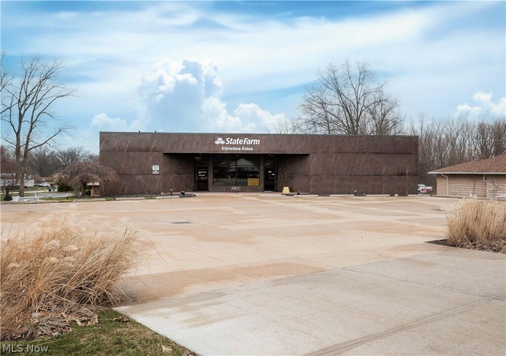34100 Center Ridge Road, North Ridgeville, OH 44039