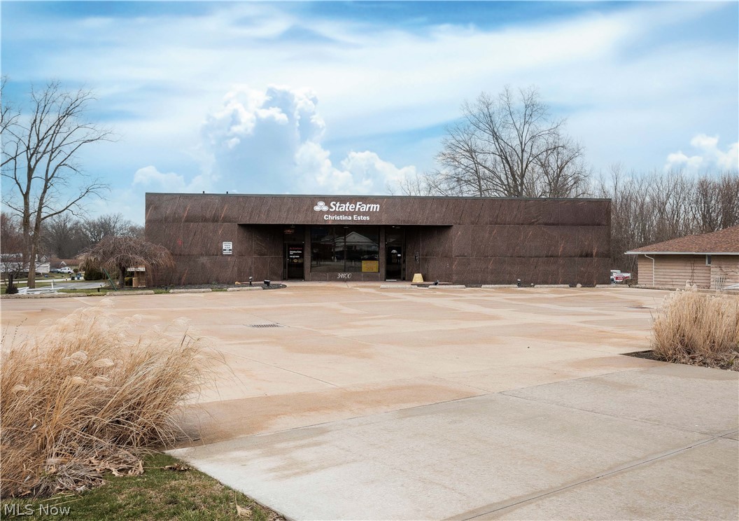 34100 Center Ridge Road, North Ridgeville, OH 44039