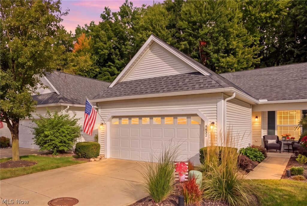 6853 Savannah Drive, North Ridgeville, OH 44039