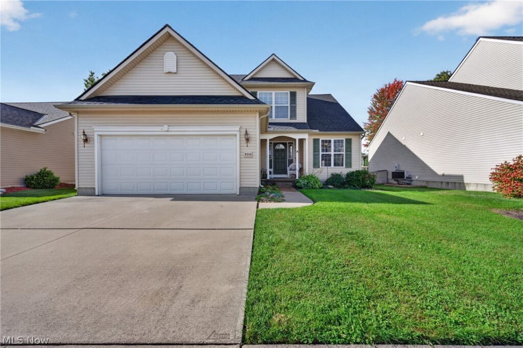 8316 Chesapeake Drive, North Ridgeville, OH 44039